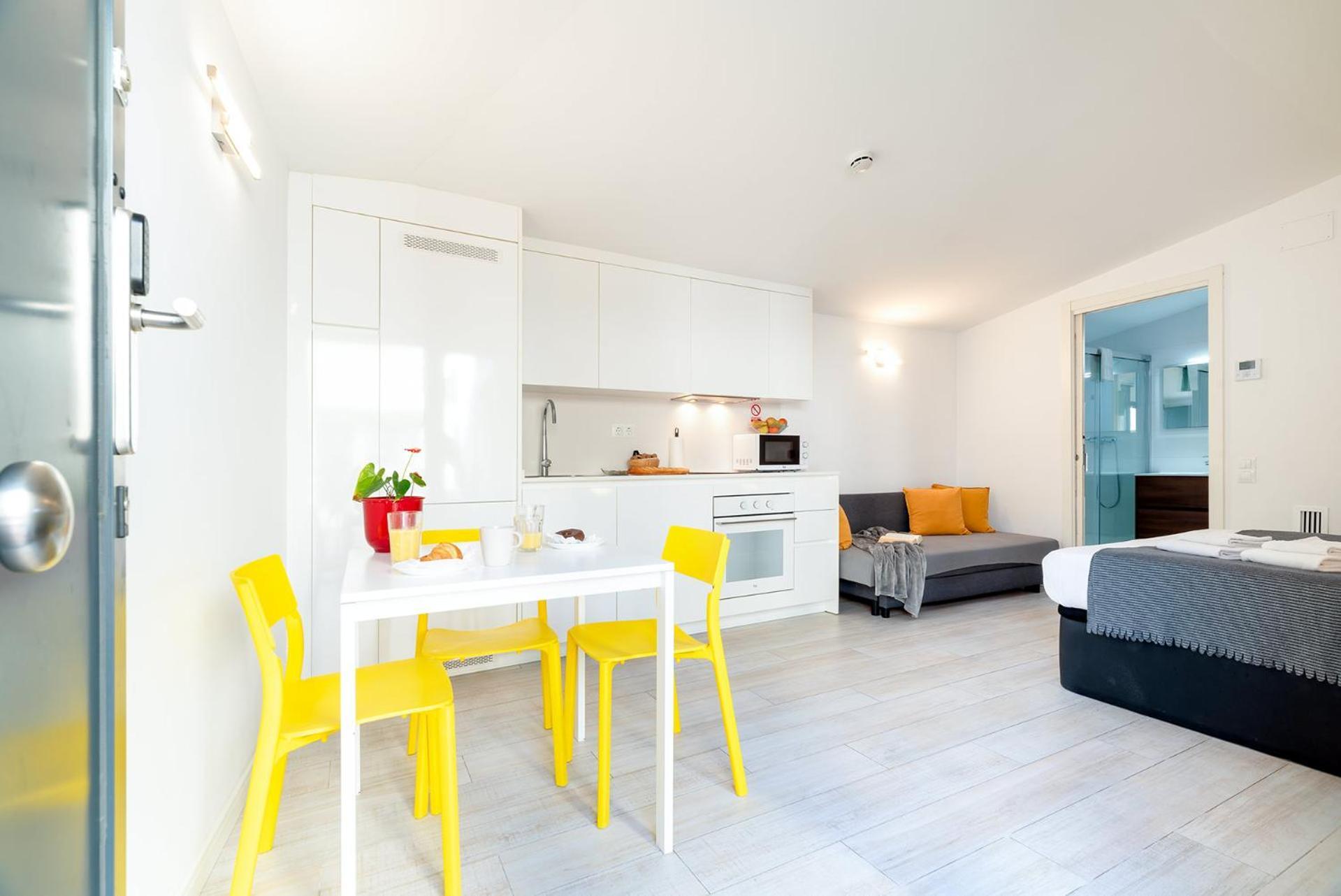 Castell Beach Aparthotel Castelldefels Buitenkant foto